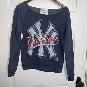 Genuine Merchandise Yankees Pullover Sweatshirt Small